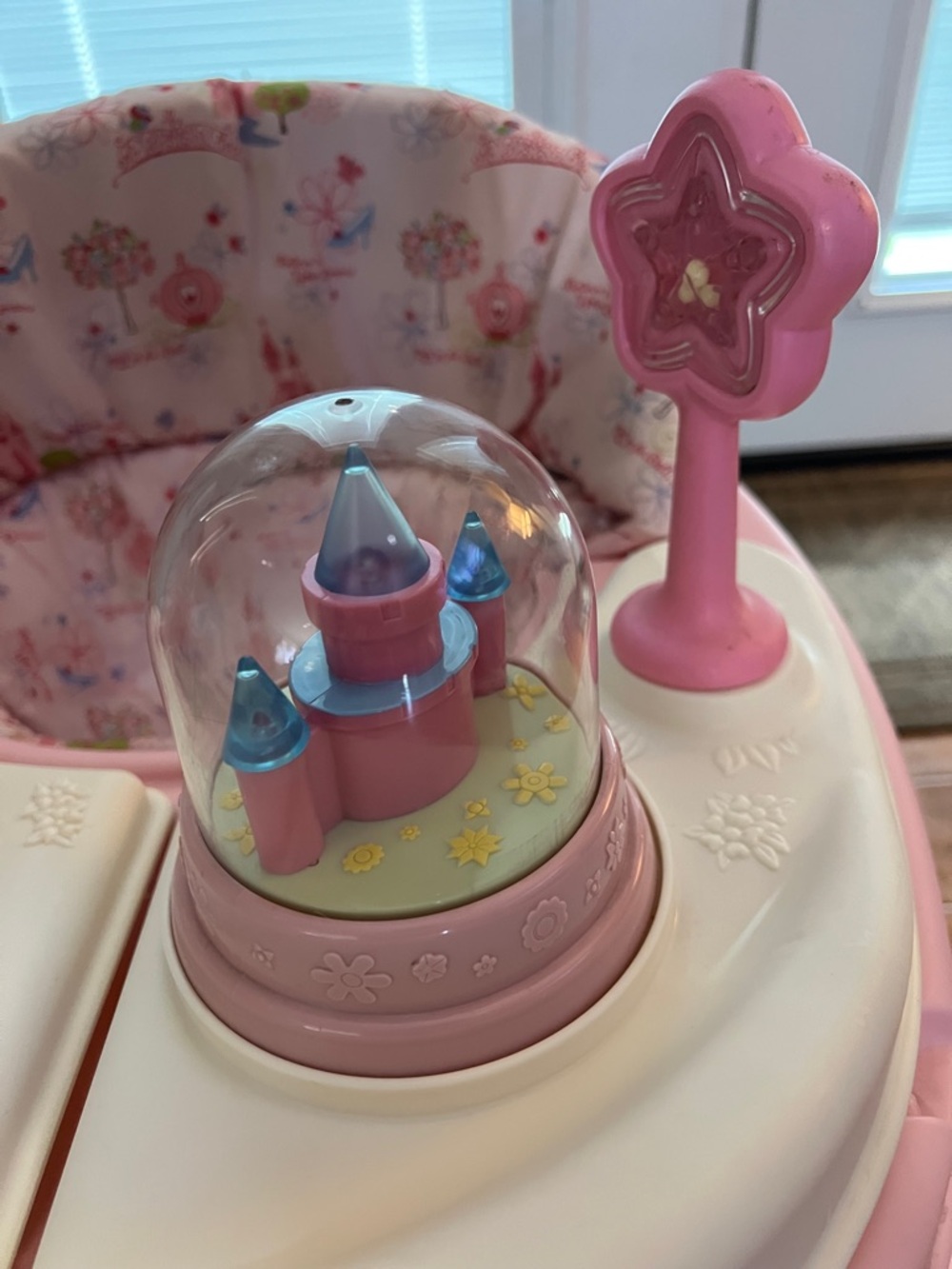 Disney Princess Baby Walker - Picture 5 of 8